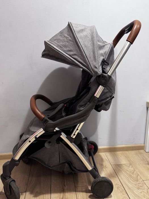 Прогулянкова Коляска yoya