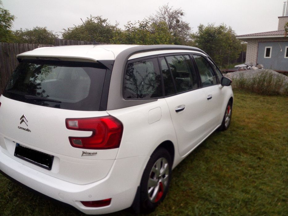 Продам Citroen Grand C4 Picasso, 2015 года