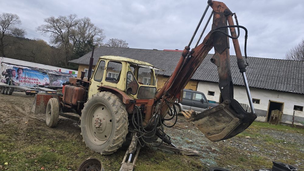 Sprzedam MTZ bialoruske koparko spycharka na chodzie