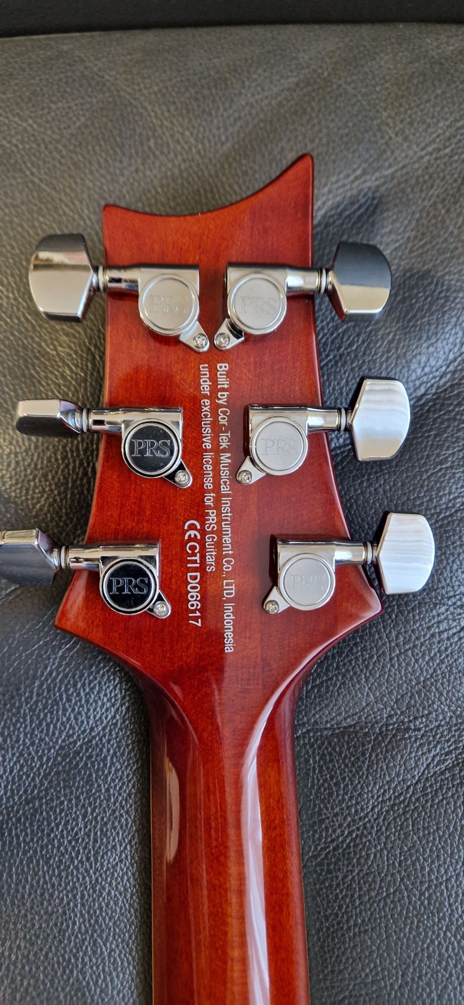 PRS SE Standard 24 Tobacco Sunburst
