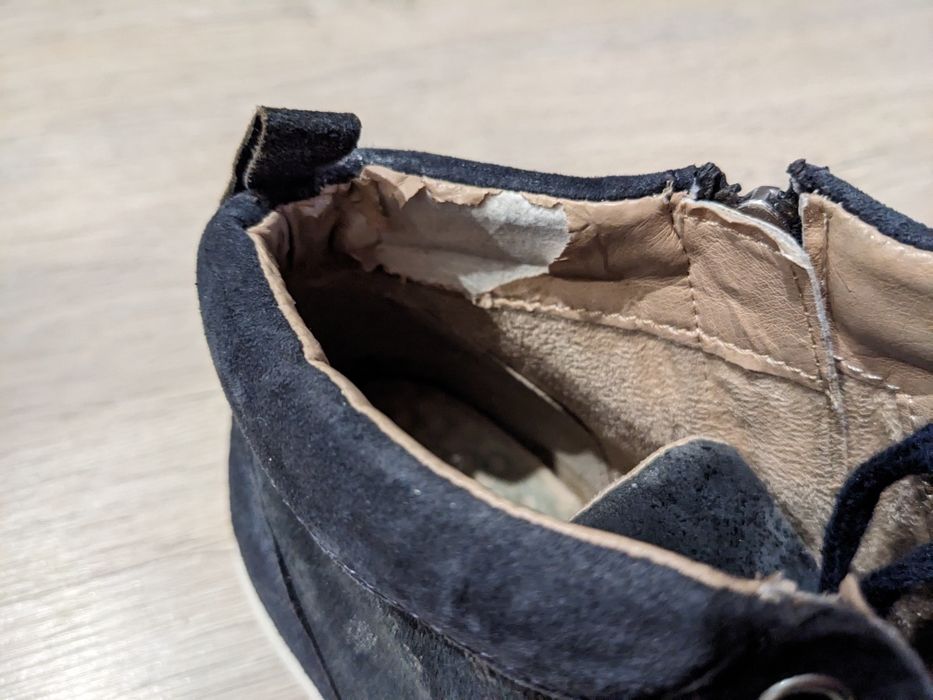 Кросівки Caprice 42