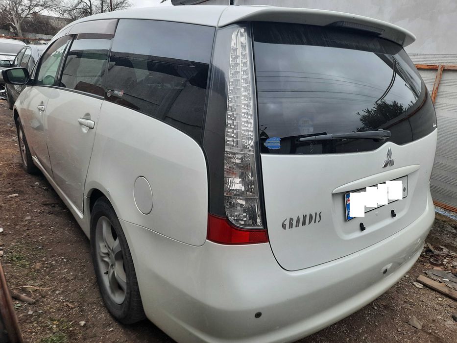 лонжерон четверть грандис Mitsubishi Grandis 2005