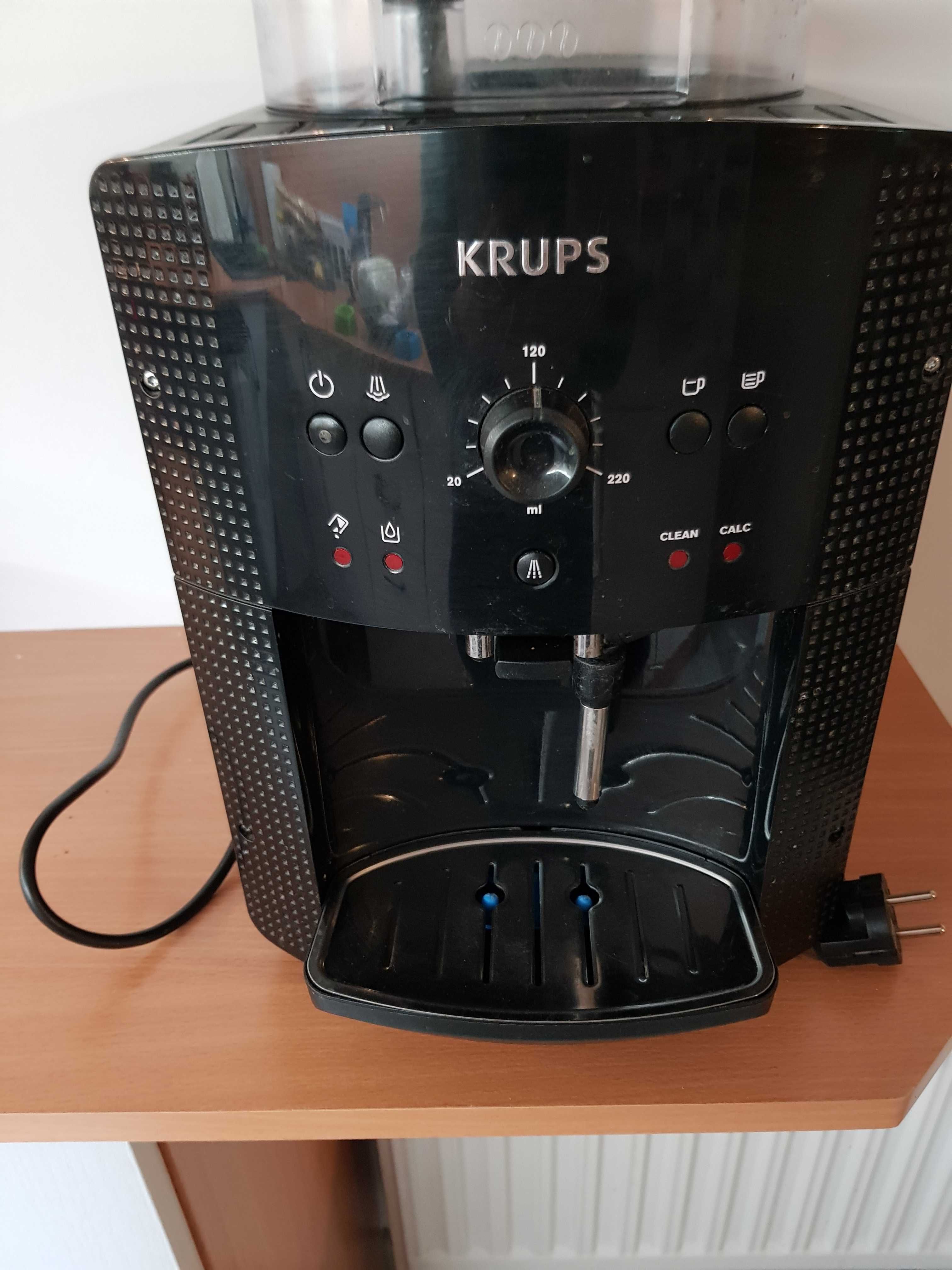 Automatyczny ekspres ciśnieniowy Krups FPB145000P czarny + gratis!