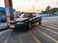 Carro Skoda 1.6 GPL Full Extras