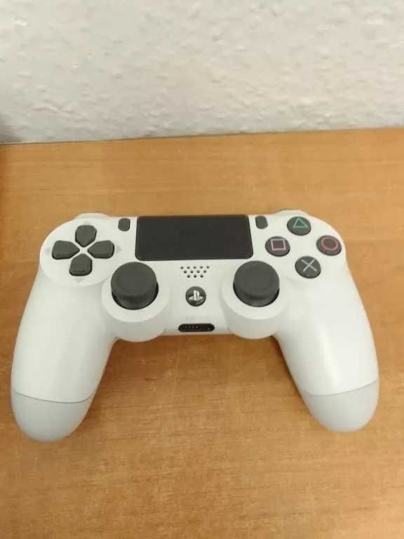 konsola SONY PS4 pro