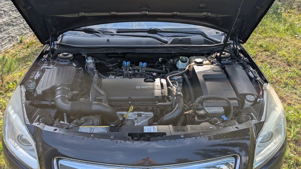 Продам Opel Insignia 1.6 turbo