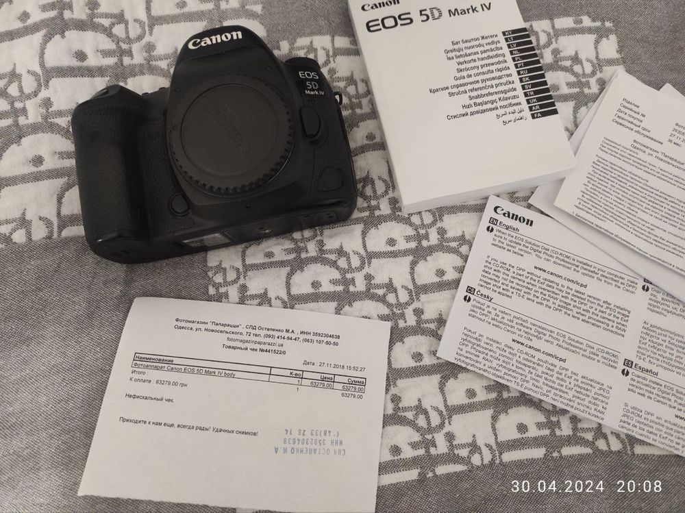 Продам Canon 5D Mark IV