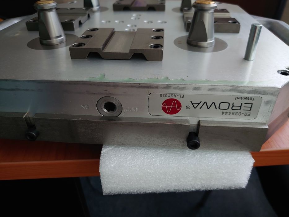 Плита магнітна EROWA