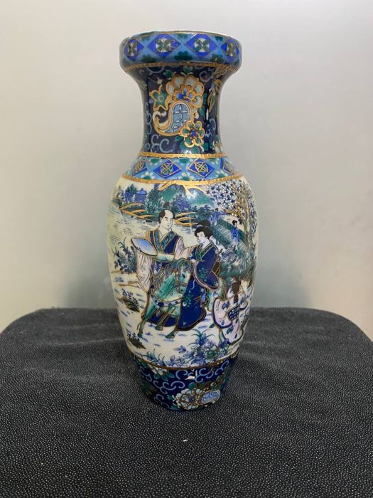 Ваза Китайська..