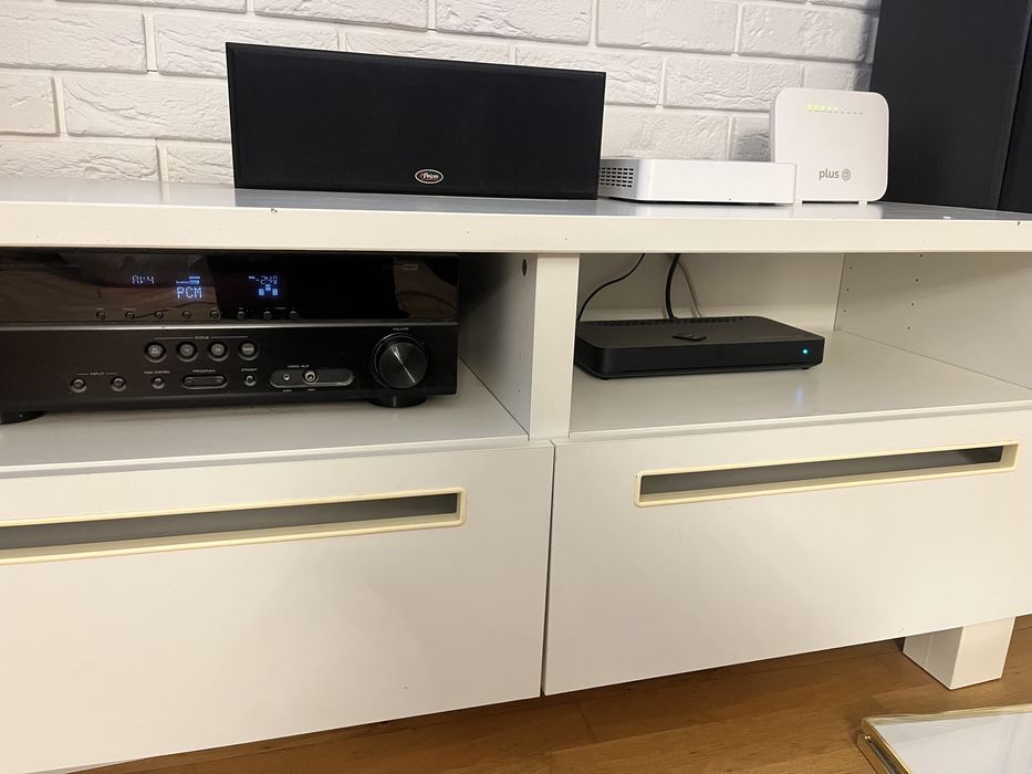 Szafka pod telewizor biala