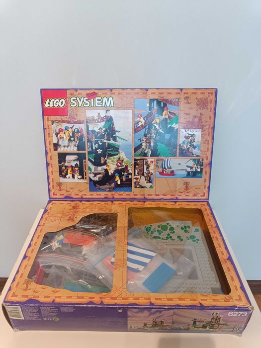 Lego Pirates 6273 Rock Island Refuge
