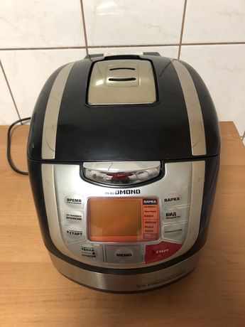 Multicooker REDMOND RMC-M4502.