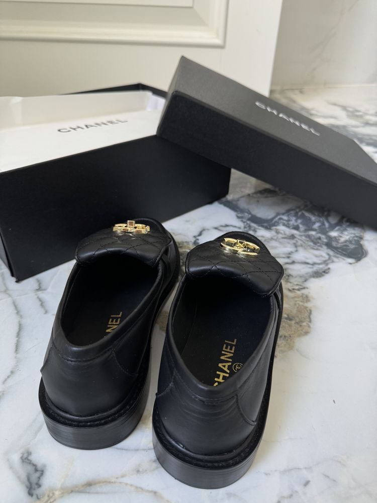 Chanel loafers mokasyny pikowane 39 buty hit trend