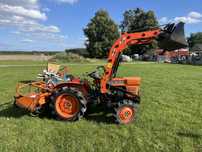 Sprzedam Kubota z turem i osprzetem ‼️