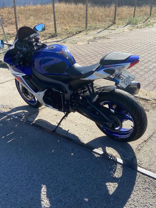 Suzuki GSX-R600.