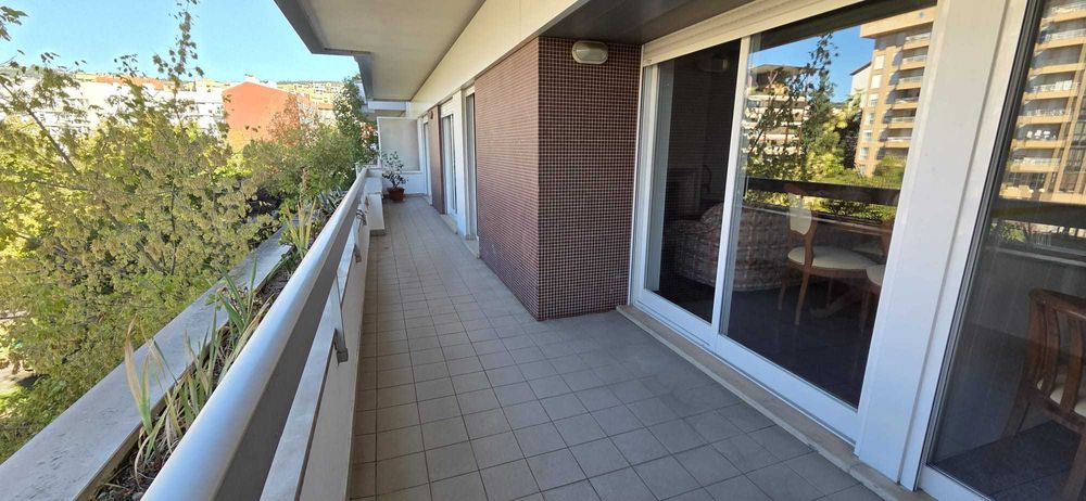 Apartamento T2 à venda na Rua Egas Moniz, Solum, Coimbra