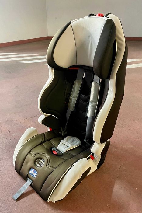 Cadeira Criança CHICCO para carro