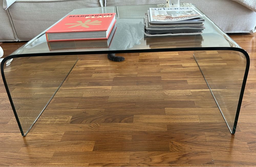 Mesa de vidro maciço AreaStore
