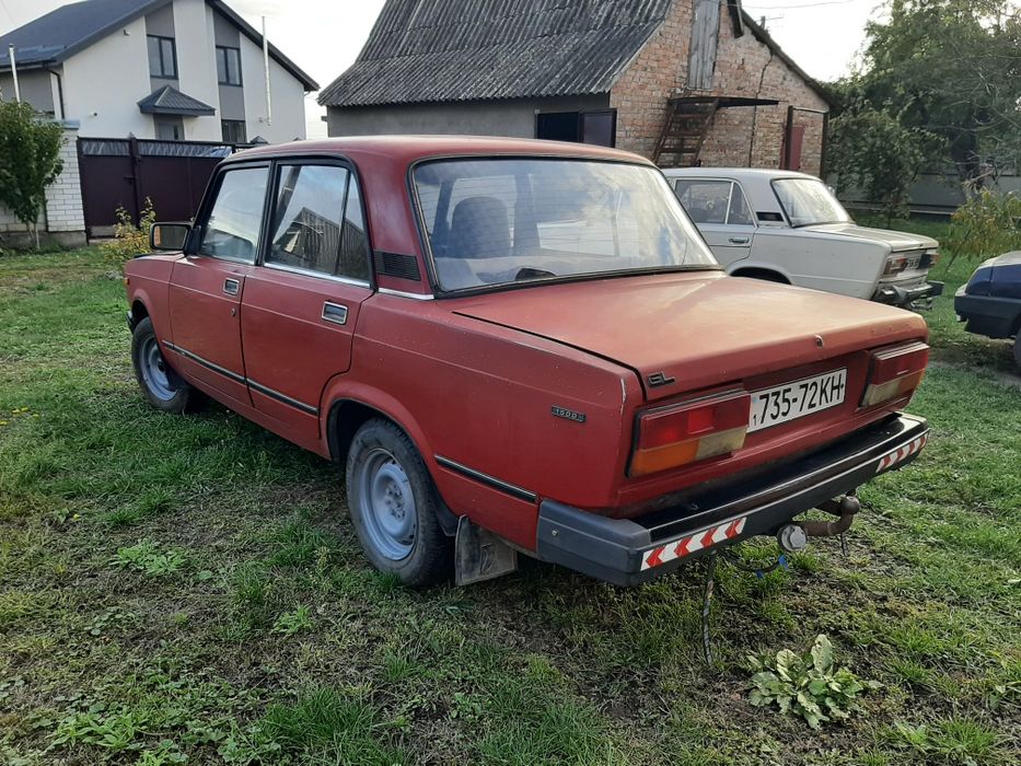 Продам Ваз 2107 бензин