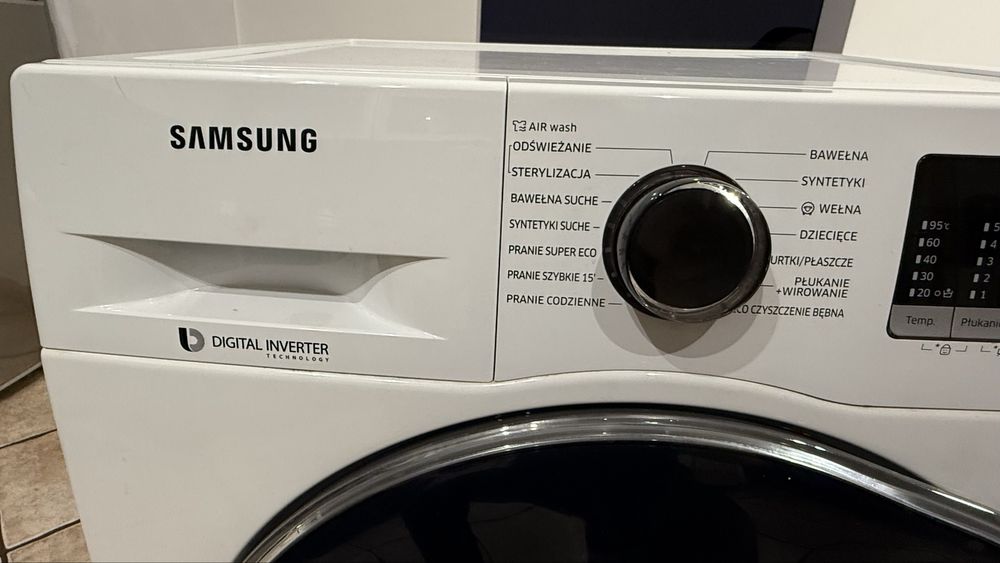 Pralko suszarka Samsung WD70J5A10AW uszkodzona