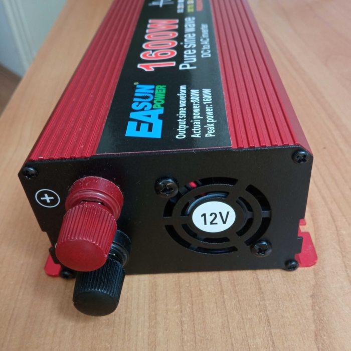 Przetwornica 12/230V czysty sinus 1600/800W