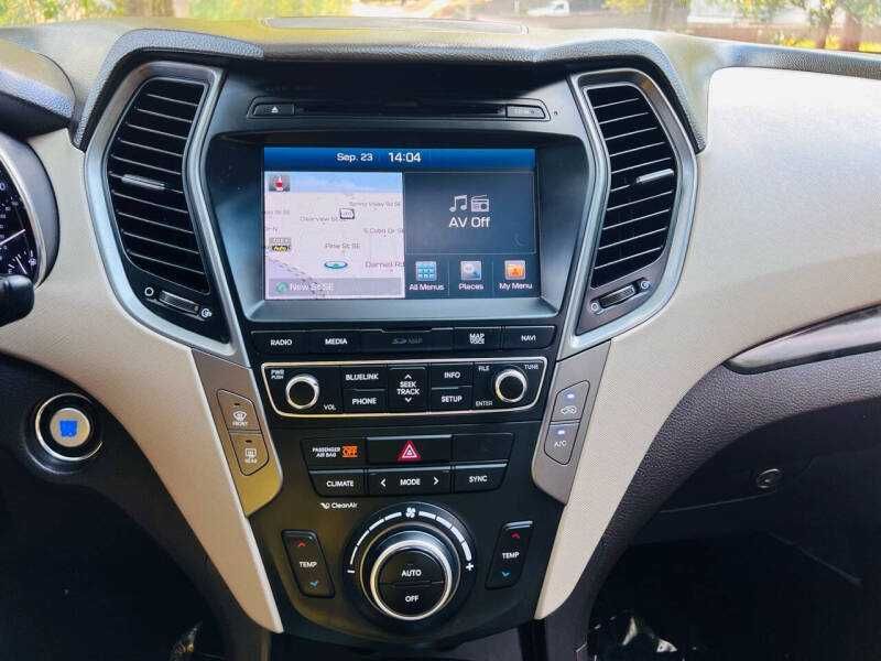 2017 Hyundai Santa Fe