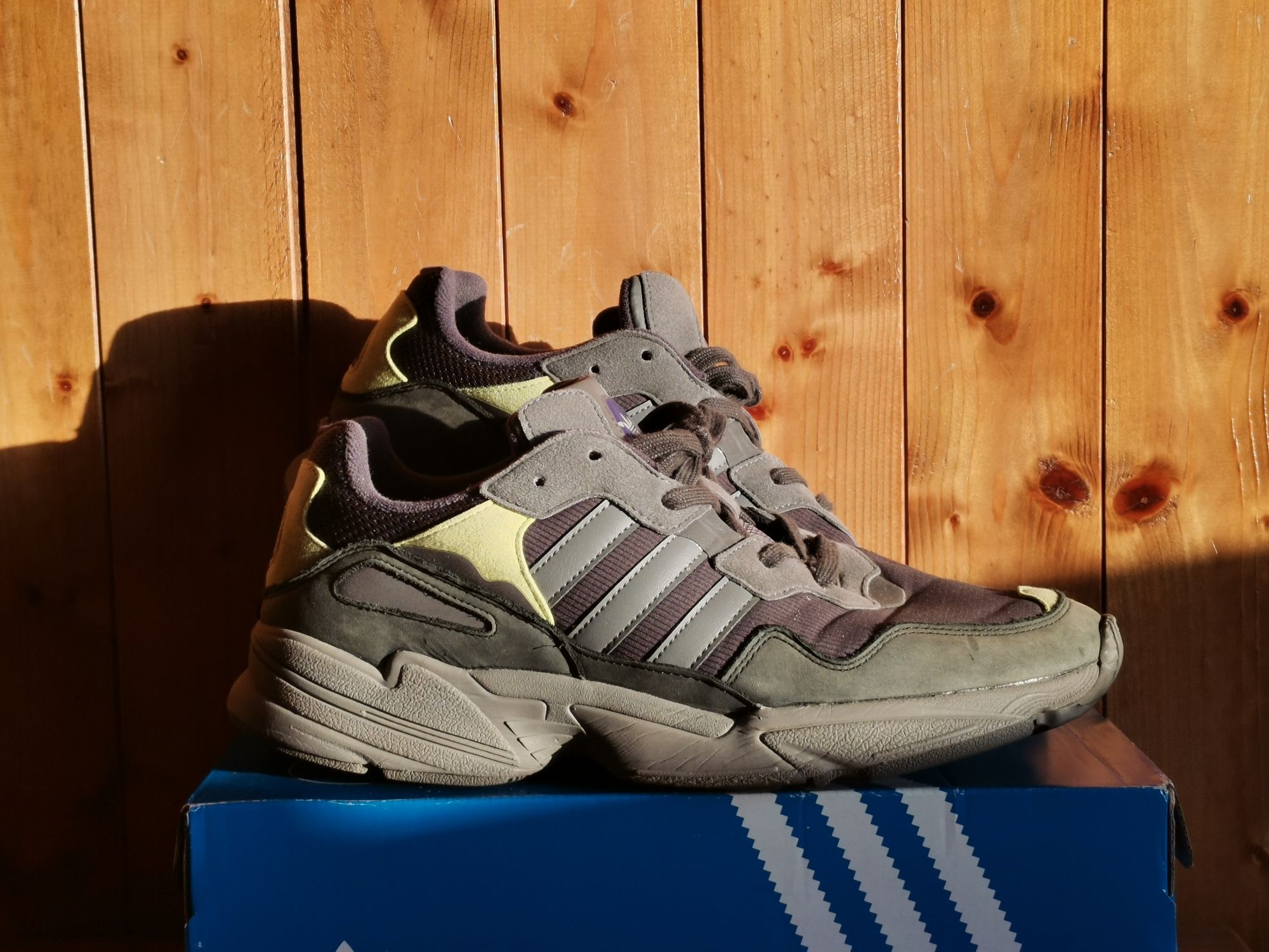 Vendo Adidas Yung-96