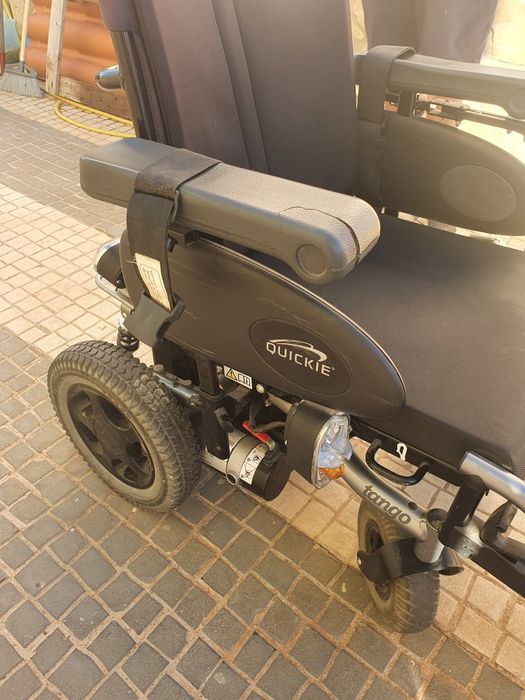 Cadeira de rodas eléctrica