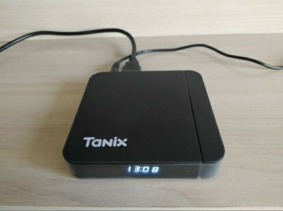TV приставка TANIX W2 2Гб/16ГБ на ОС Android 11. Нова в коробці