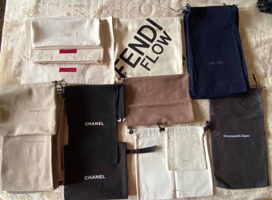 Оригинальные пыльники, пакеты от известных брендов.