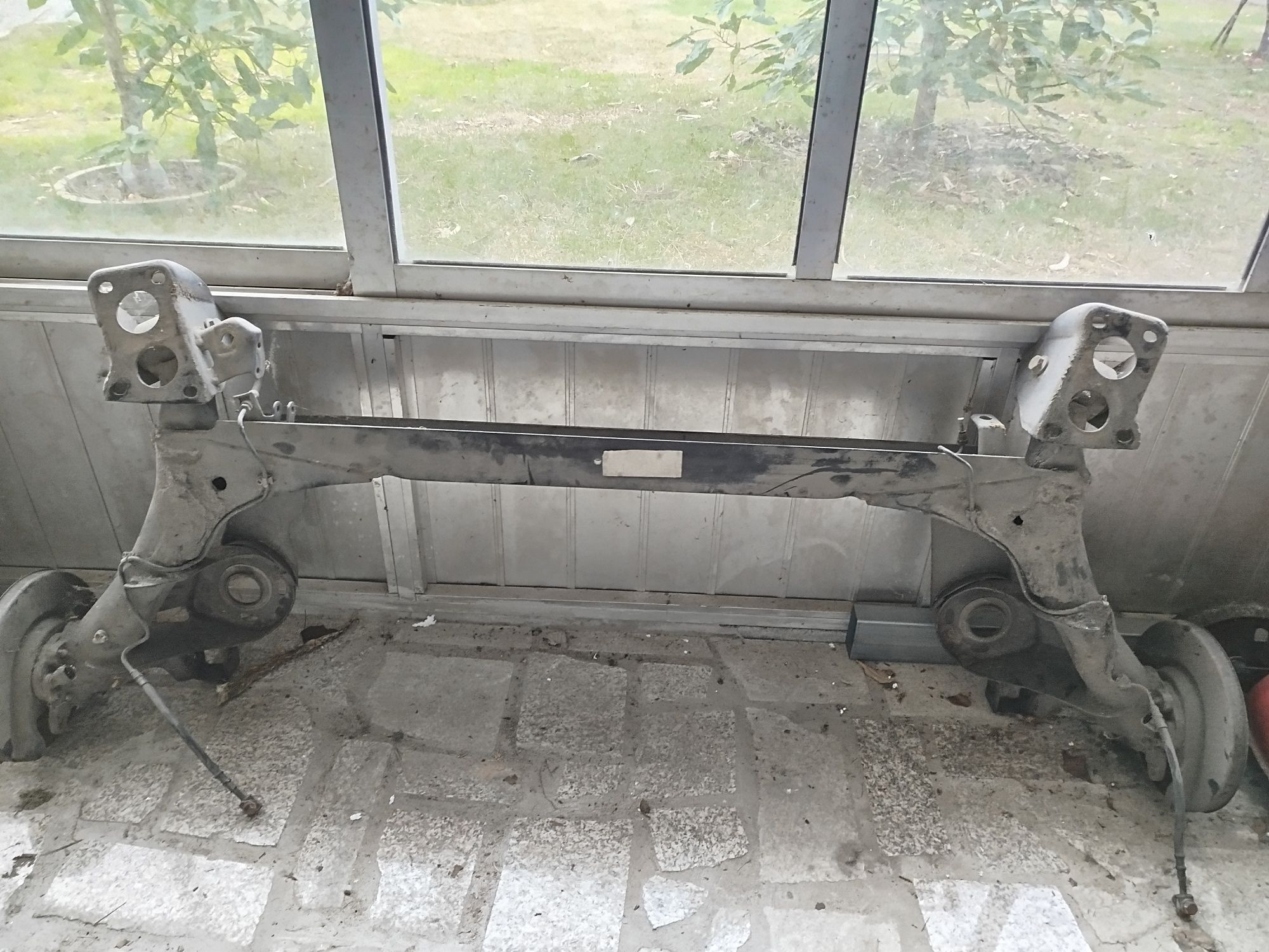 Eixo traseiro SEAT Toledo 1m2/Leon