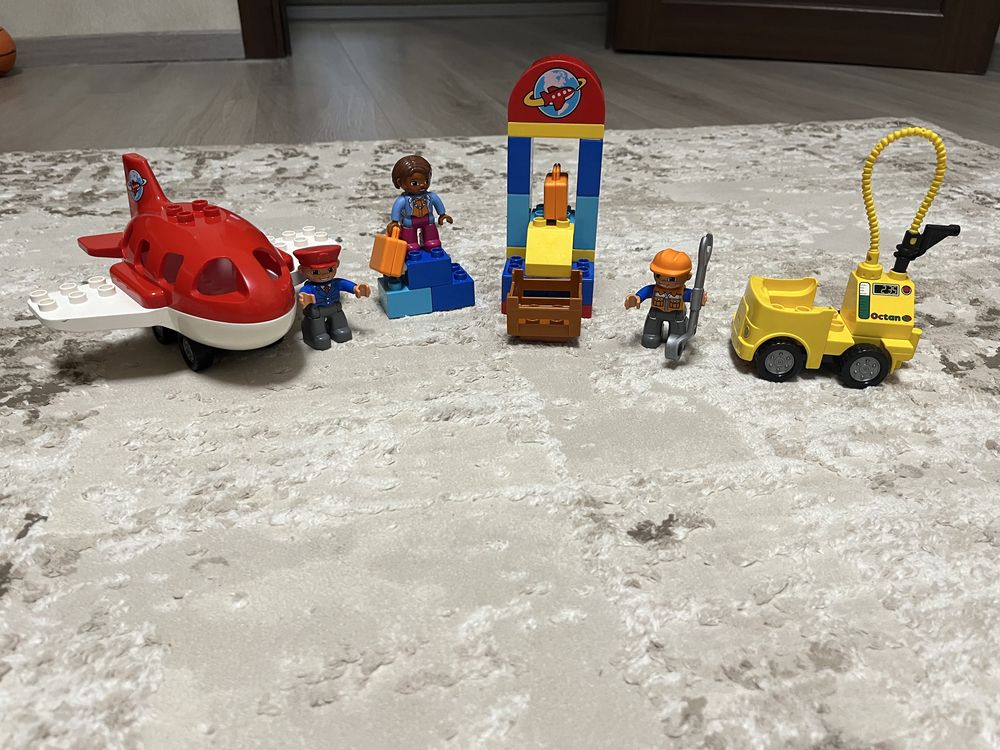 Lego duplo «Аеропорт» 29 деталей
