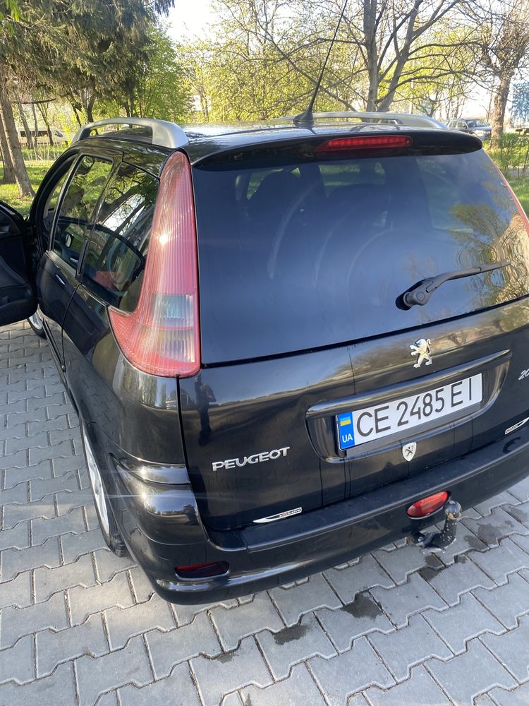 Автомобіль Peugeot 206sw