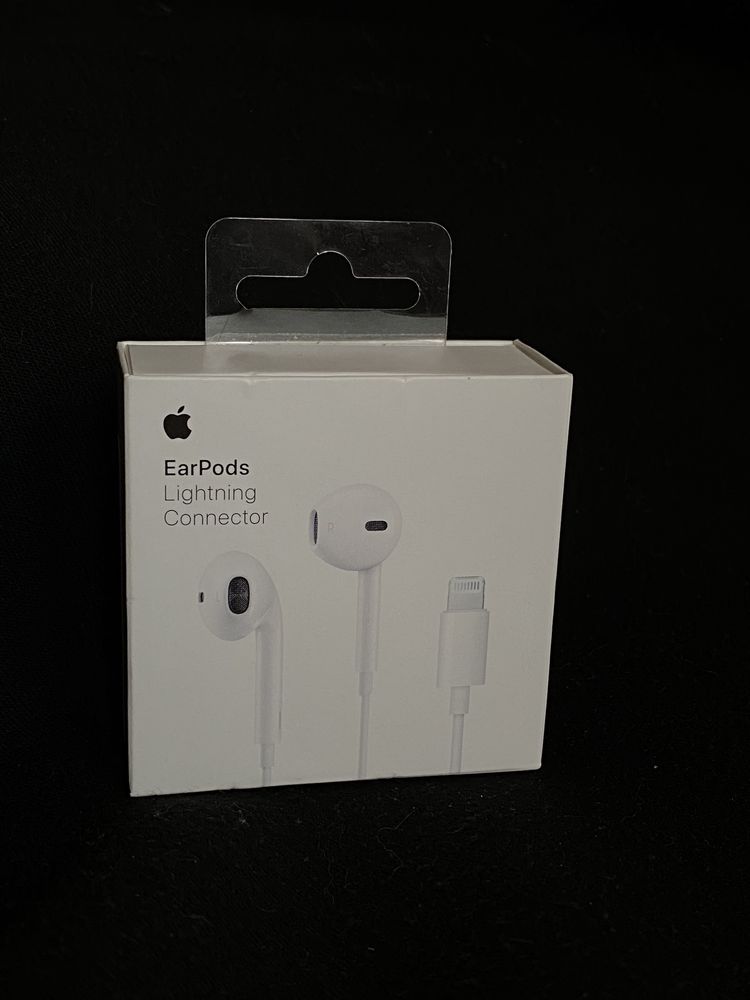 Наушники Apple iPhone EarPods with Mic Lightning