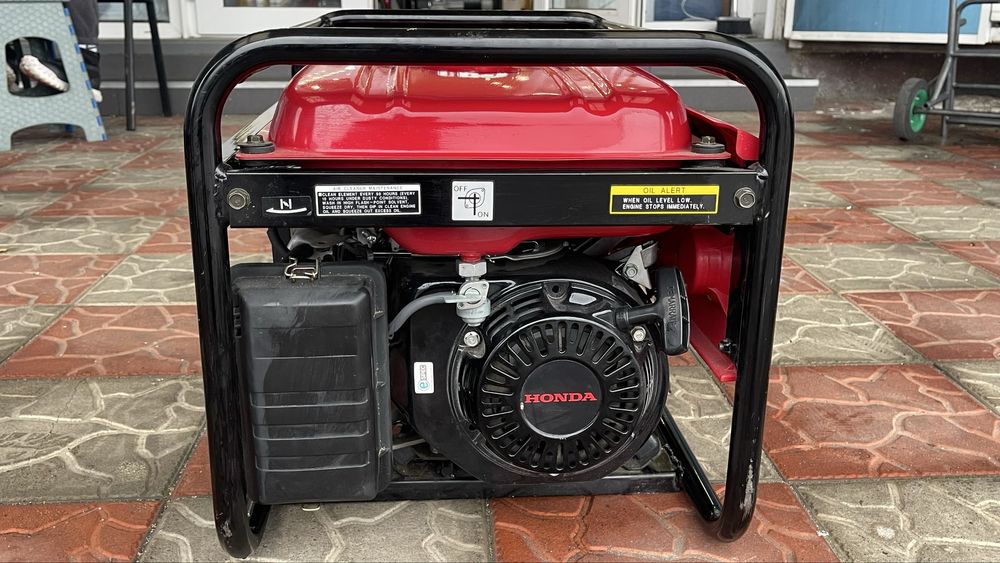 Генератор бензиновый HONDA EP2500CX