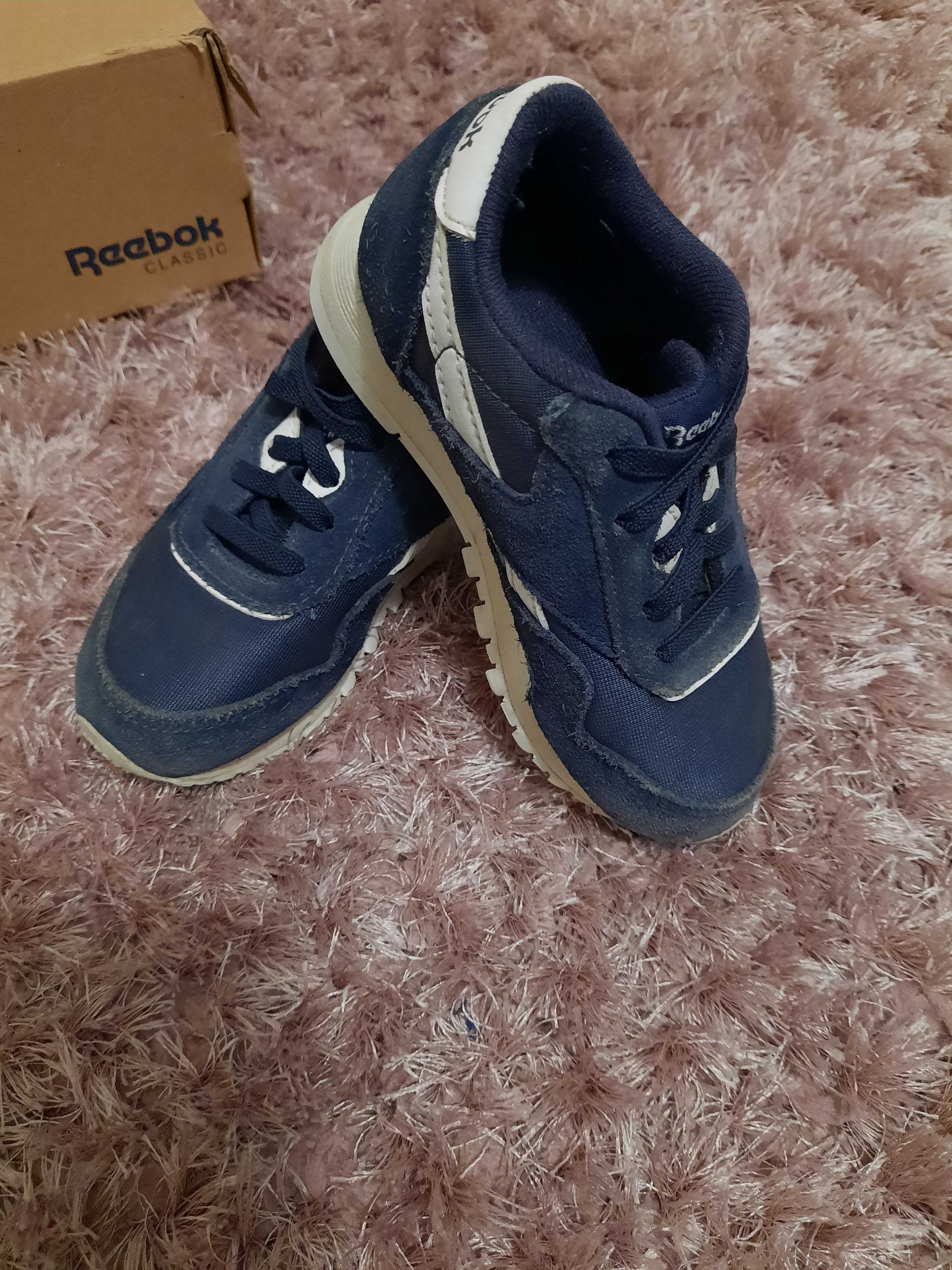 Ténis Reebok Criança tamanho 25