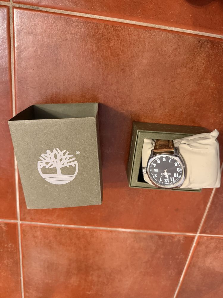Relogio Timberland em bom estado , modelo classico