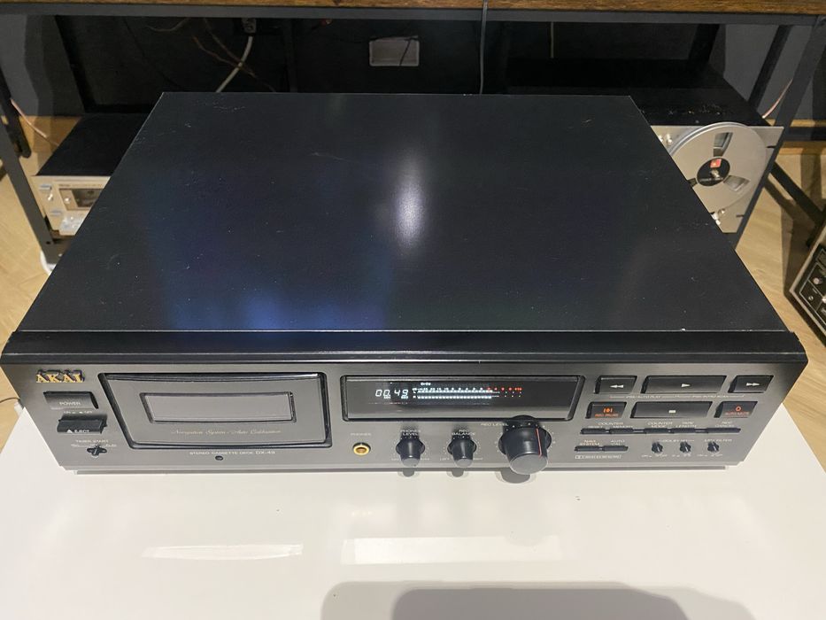 Magnetofon Akai DX-49