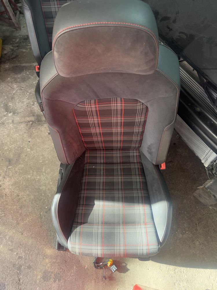 Bancos Golf 7/7,5 GTi