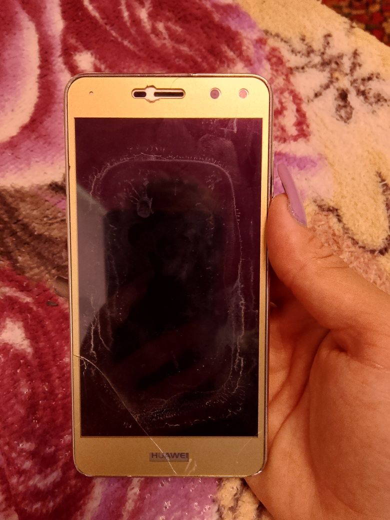 обміняю Huawei Y15