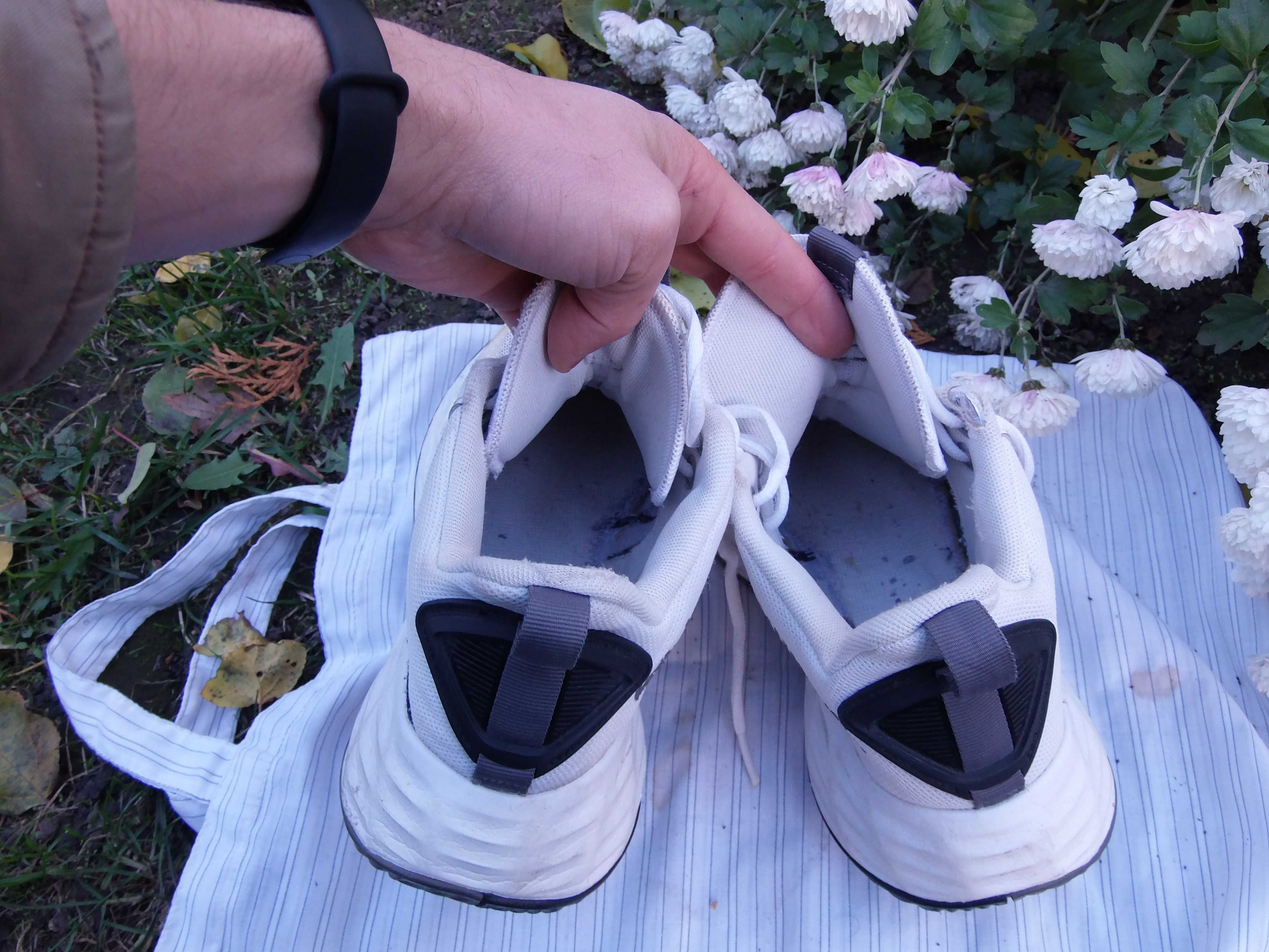 Adidas високі кросівки Ownthegame 2.0 42.5