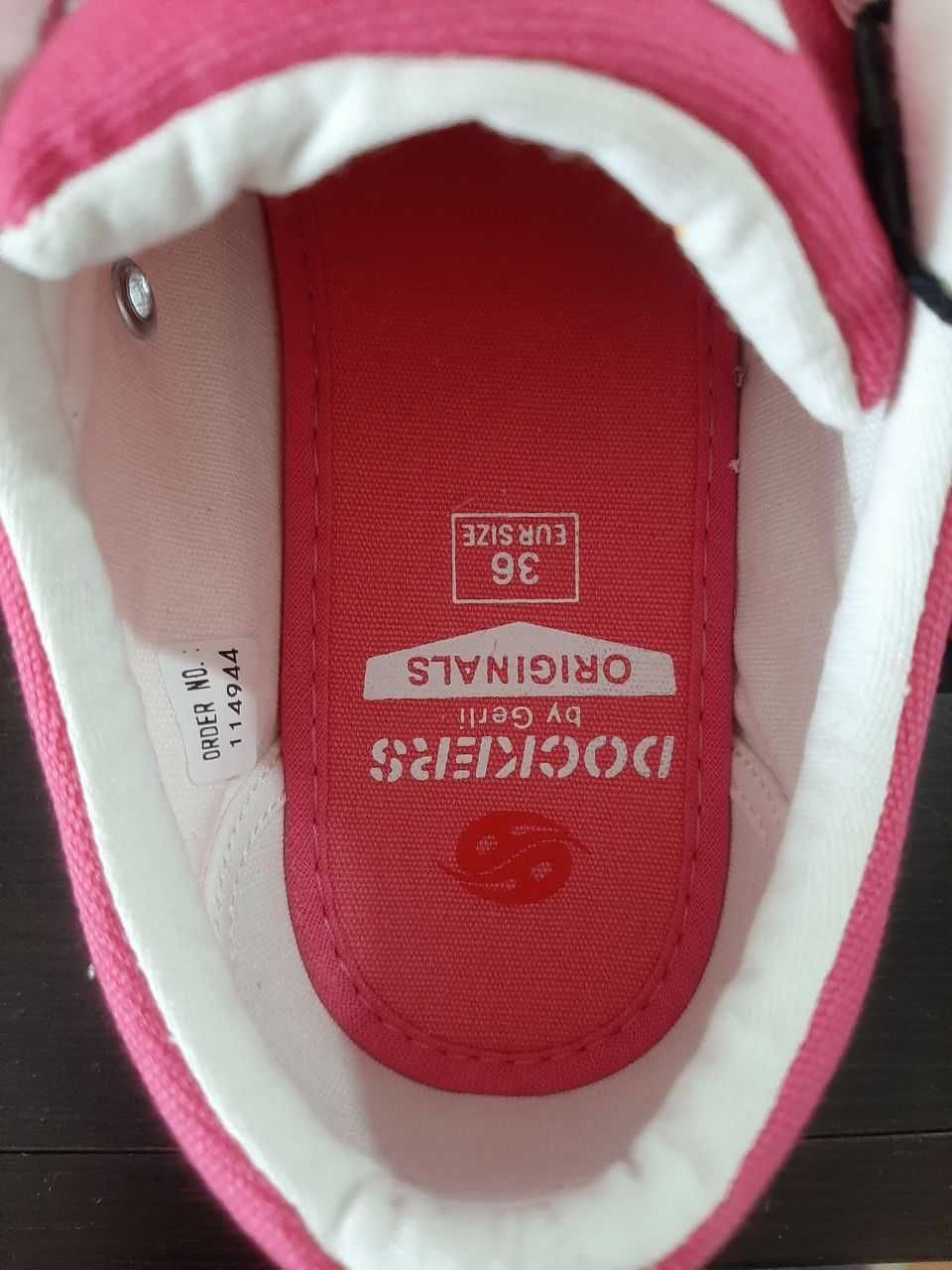 Продам кеды Dockers