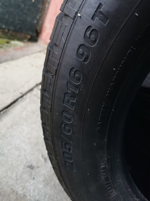 Opony zimowe kumho 205/60 R16 7. 5mm lub 205/55 R16 215/55 R16