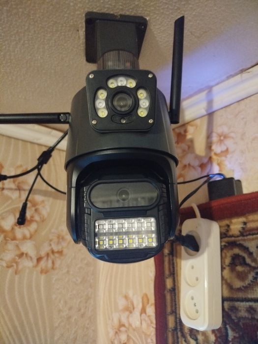 Відеокамера нова+ карта пам'яті на 64GB