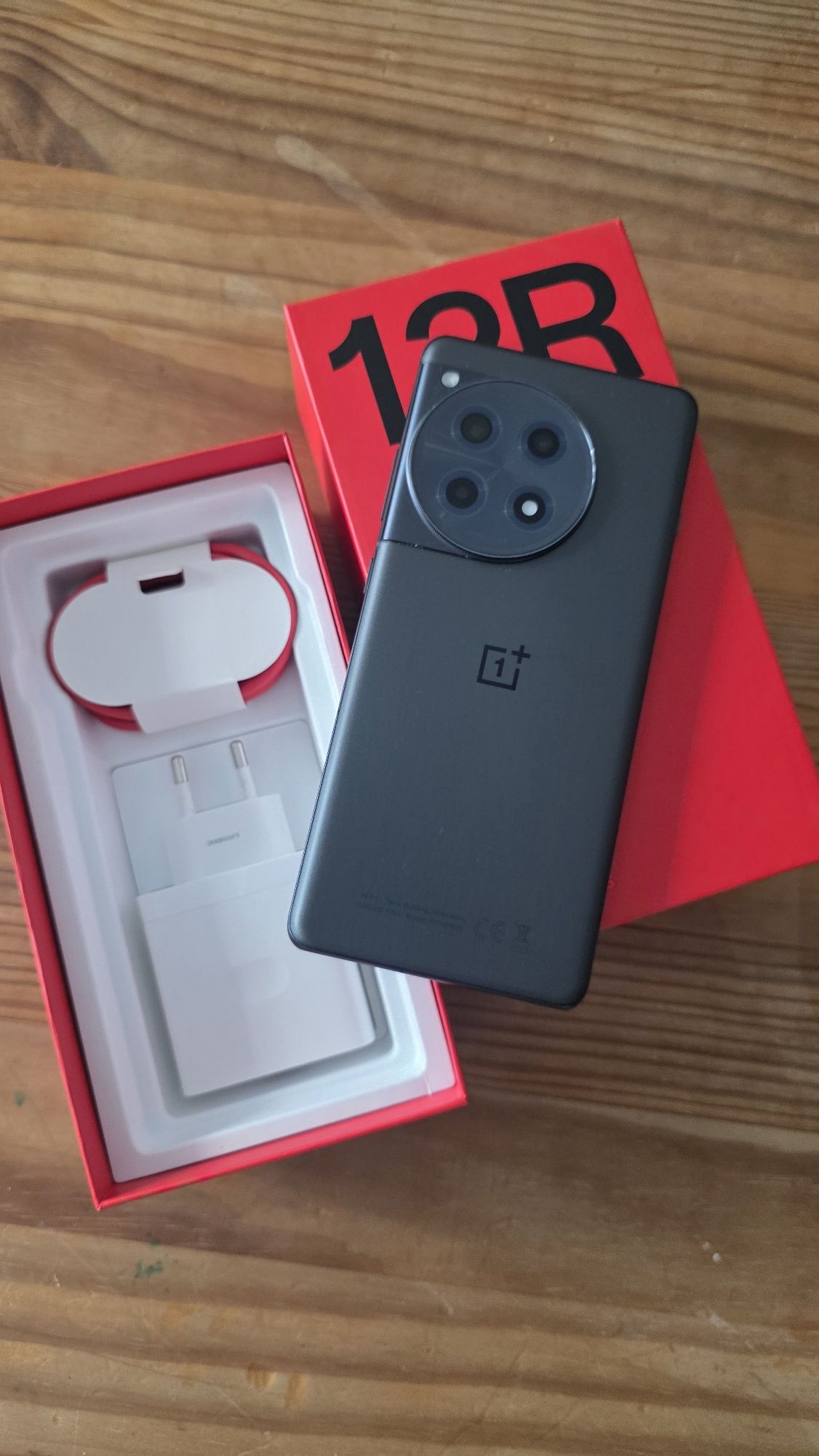 Telemovel Oneplus 12R