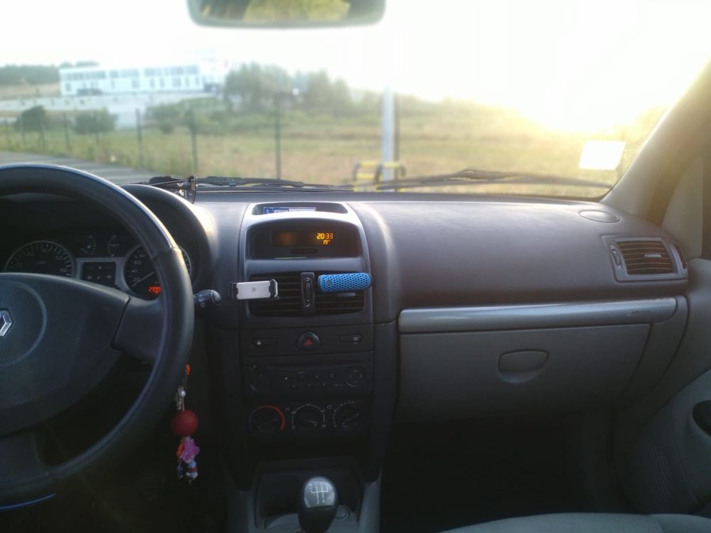 Renault clio usado mas em bom estado