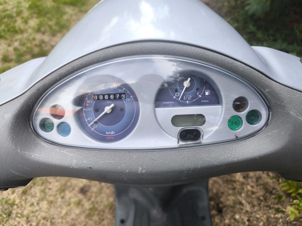 Skuter Piaggio fly 50 4T