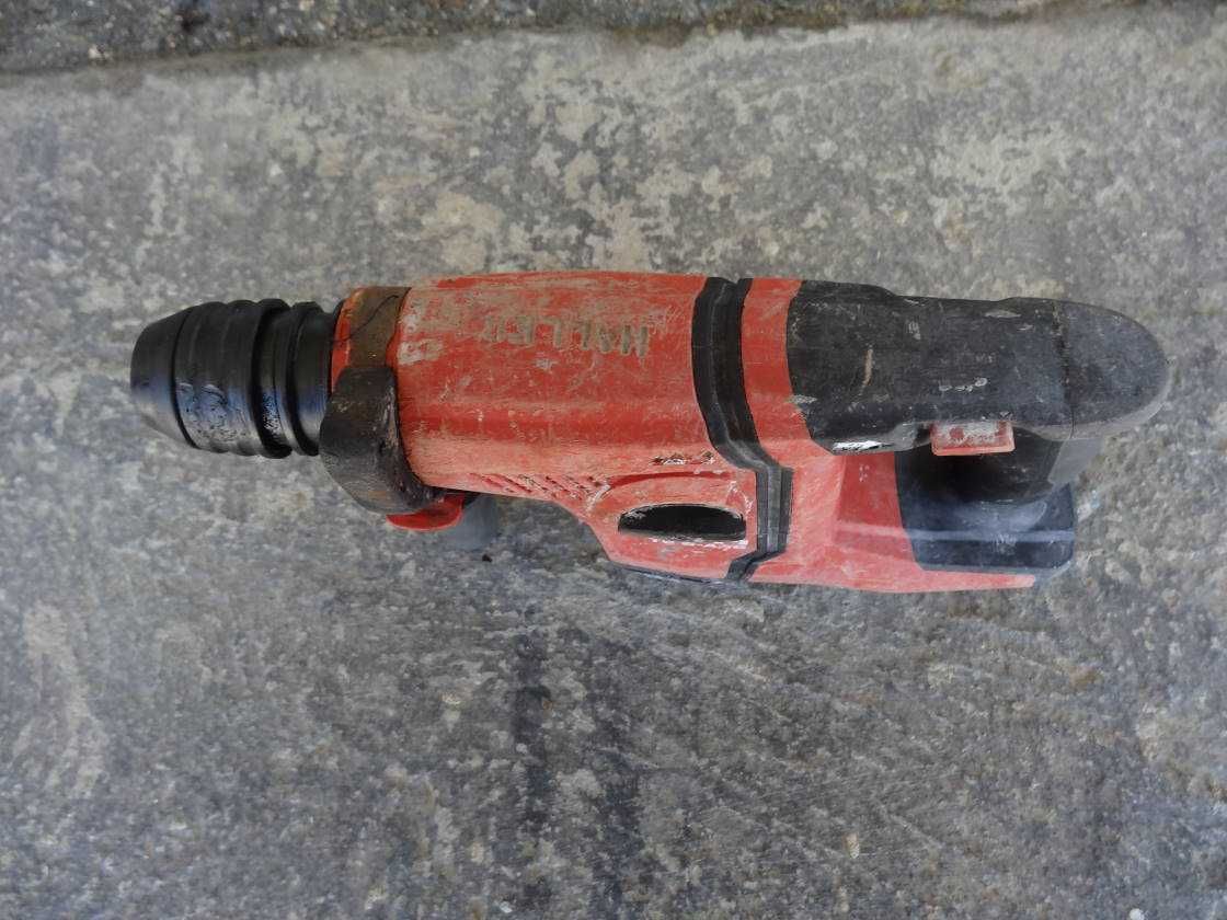 Máquinas Hilti várias