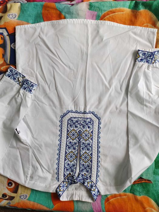 вишиванка та рубашка для хлопчика 9-10 років