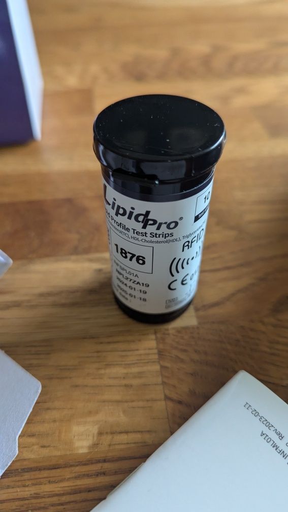 Aparat LipidPro do pomiaru cholesterolu i glukozy (stan bdb)
